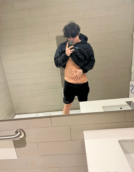 fette muschi nur fans nackte bilder