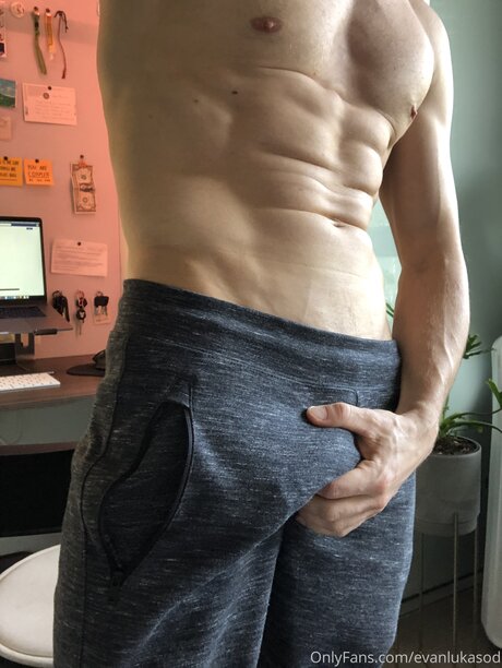 riesige shemale-onlyfans kunst pornographische bilder