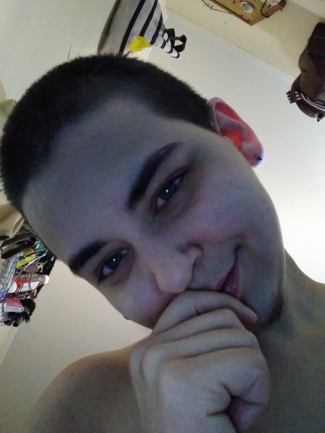 Gaasuba kunst nackt fotos