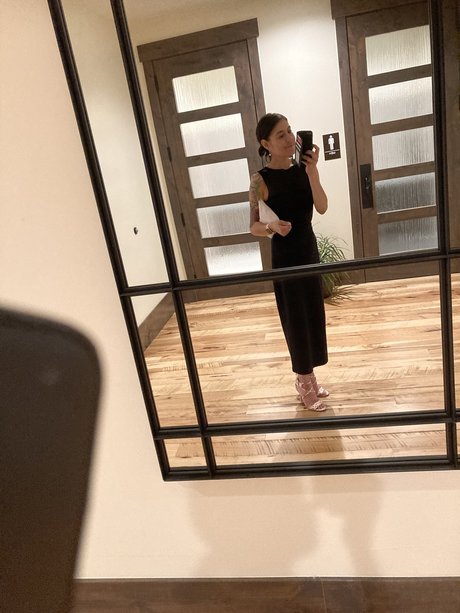 Sophia Banks model exklusive galerie