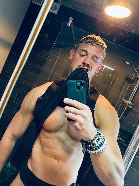 Ferdinand Diego porno hübsche foto