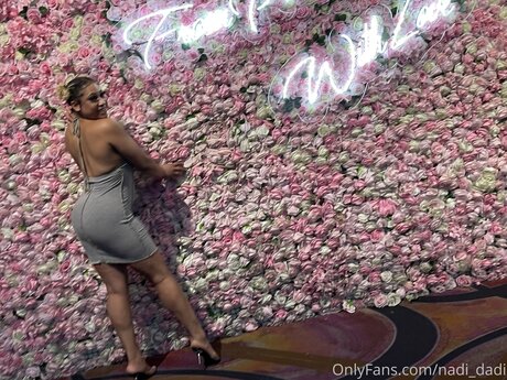 Nadi Hustle hübsche heiße bilder