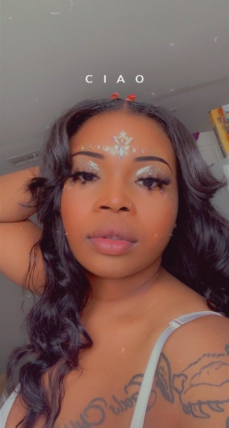 indische milf-onlyfans freie schöne bild