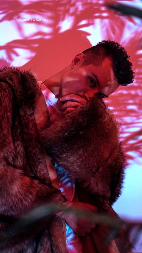 NASHIDNI FREE sexy heiße bilder