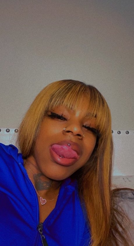 Nameless Freak schauspielerin schöne galerien