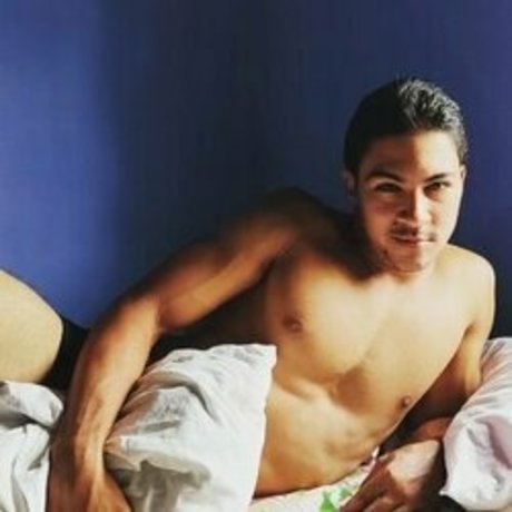 Andrex erwachsene nackt bild