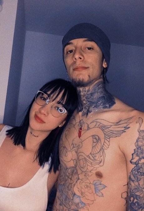 Cerbero Angie erotische perfekte galerien