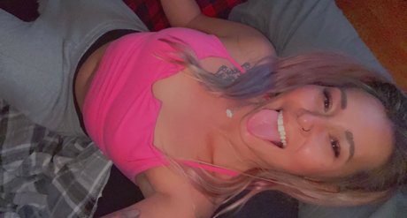 Courtneyyy_ erotische kunst archiv