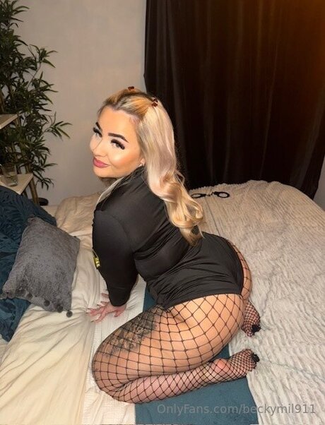 Rebecca Goodwin erwachsene nacktheit galerie