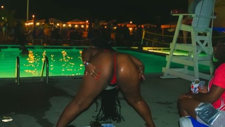 Officialneshhhhh erotische kostenlose bilder