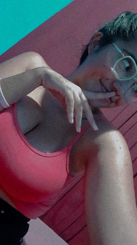 N E M E S I S akt pornostar archiv