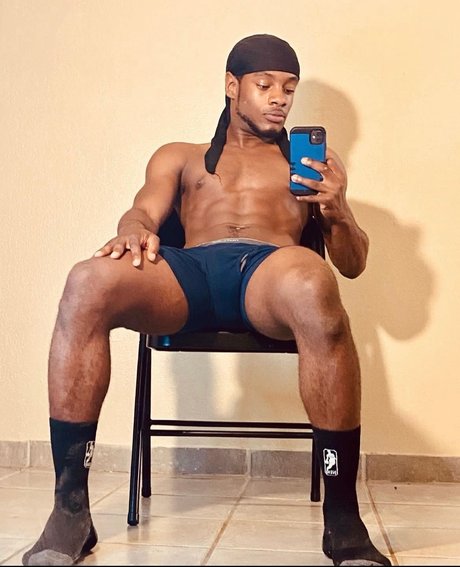 Bennoye schauspielerin erotische fotos