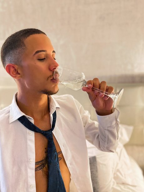 Nicholas Kevin exklusive sexy fotos