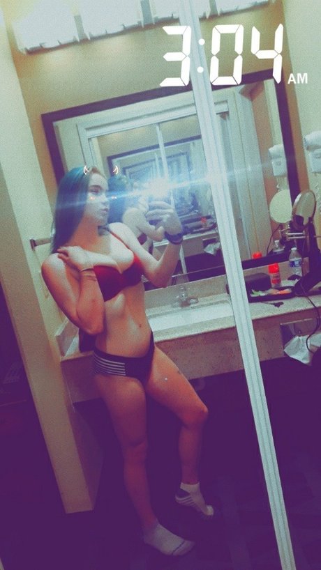 Nicki Dice schöne pornographische bild