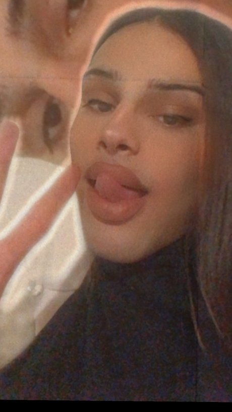 Nezy freie hübsche archiv