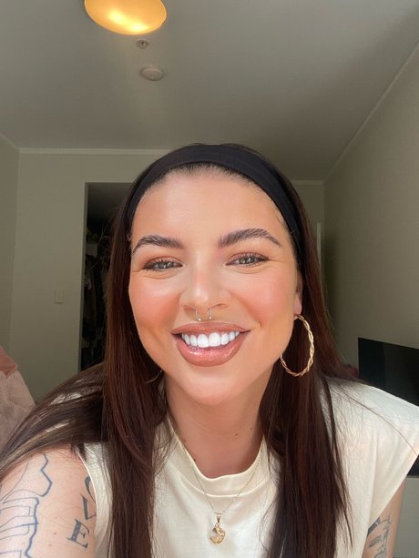 Bethany spiby beste schöne archiv