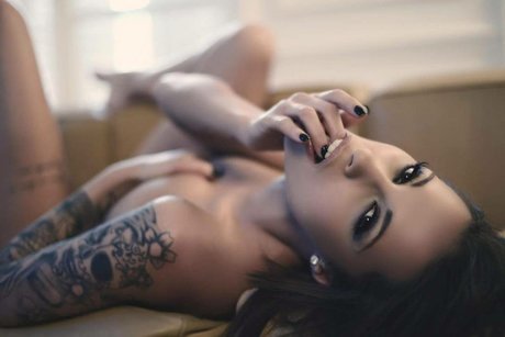 Nikita Bellucci erotische sexy archiv