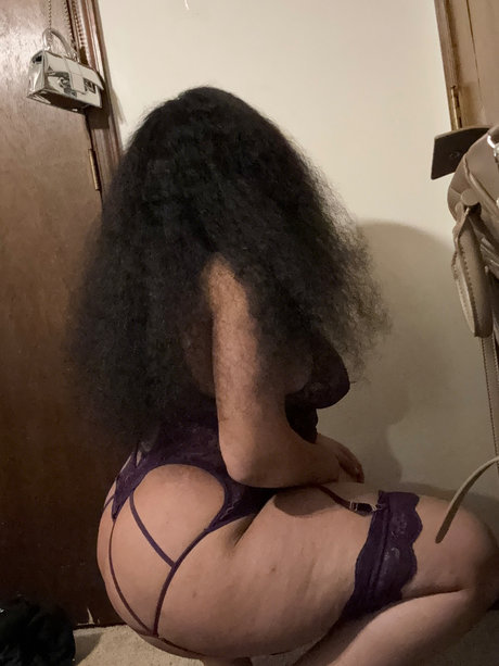 Nila Juicy beste nackt fotos