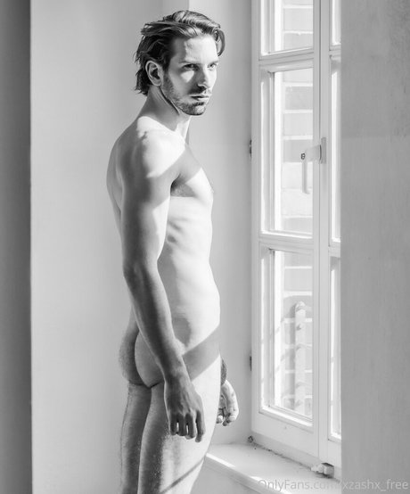 asiatische domina onlyfans freie nackte foto