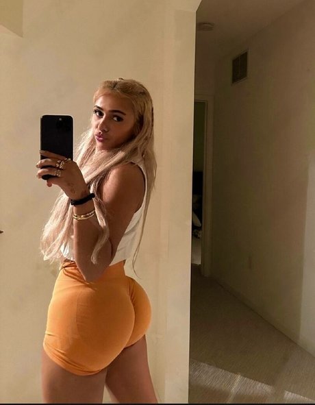 Demisux perfekte pornostar fotos