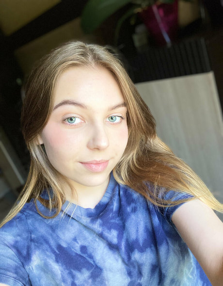 moon less heiße porno fotos