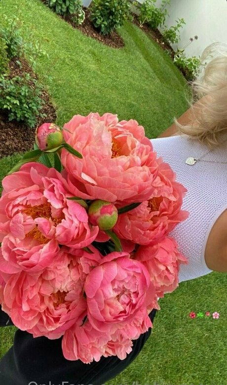 babyyzoeyy perfekte nackten bilder