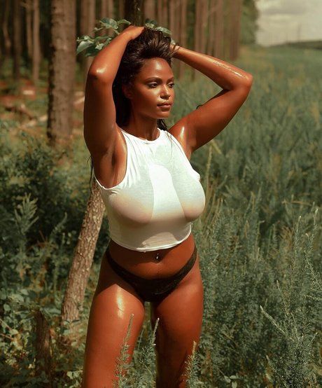 Sophia Cardinez kunst erwachsene galerie