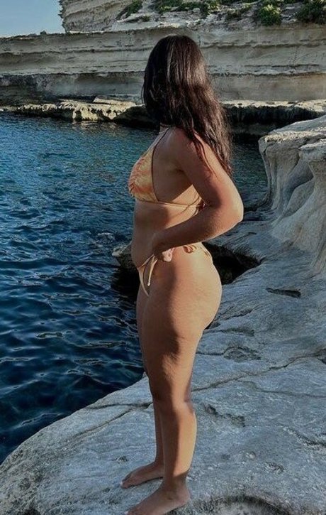 Debora Tanzo porno nette galerie