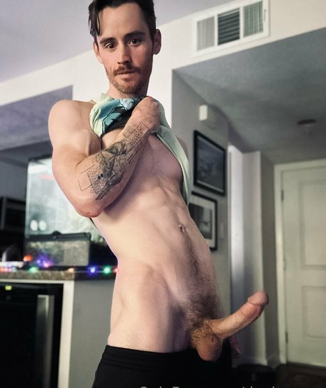 riesige shemale-onlyfans nackt nette bilder