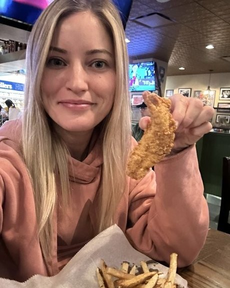 iJustine top pornostar archiv