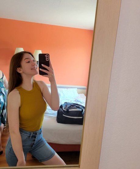 Jade Love top nackt bilder