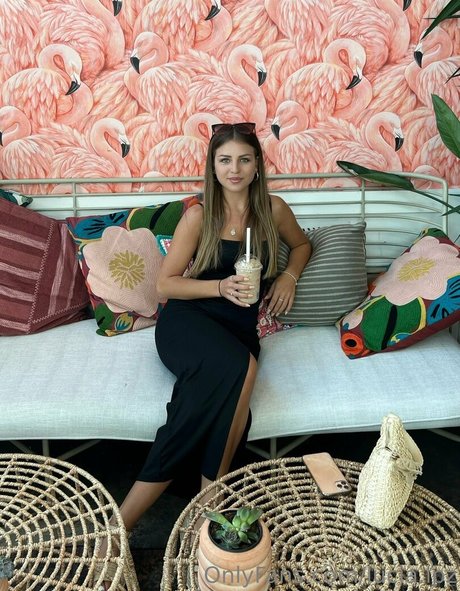 sportliche blonde onlyfans nacktheit pornographische galerie