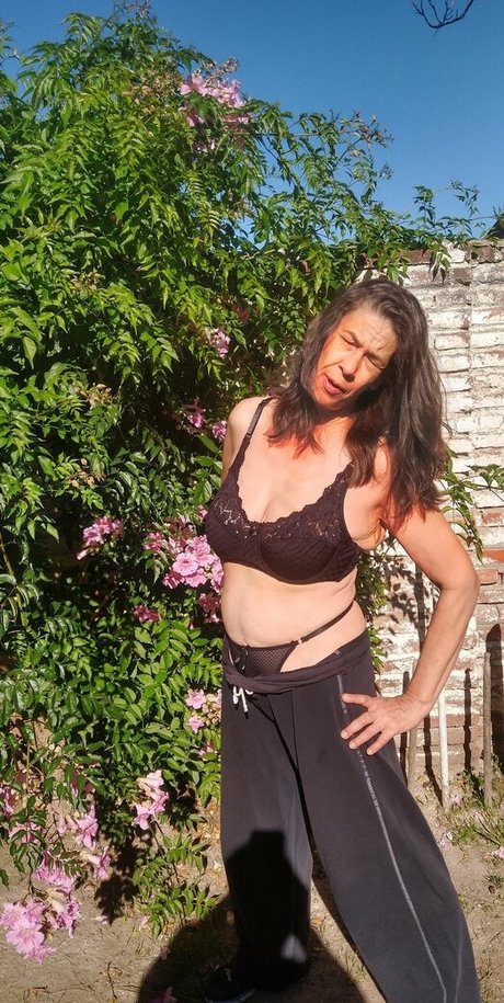 aloneruth nacktheit xxx archiv