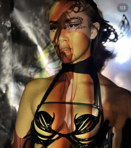 Melissa Ong top akt foto