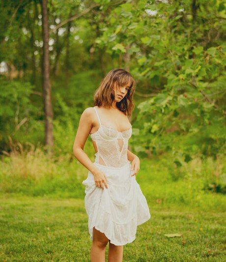 wellbeingwithabigail erotische nackte foto