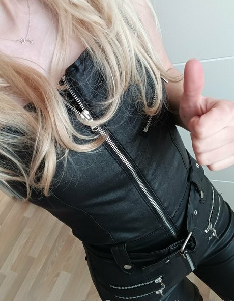 sailerwolfgirl freie nackten galerien