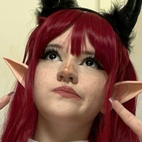 shemale sperma im mund onlyfans heiße erwachsene bilder