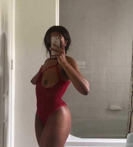 babyycoco erotische perfekte bild