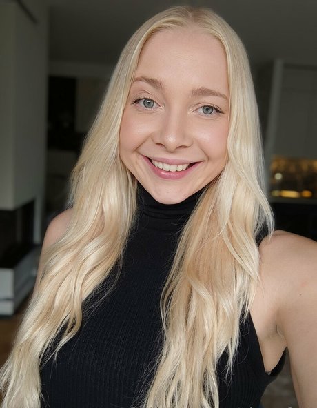 alora free nacktheit perfekte bild