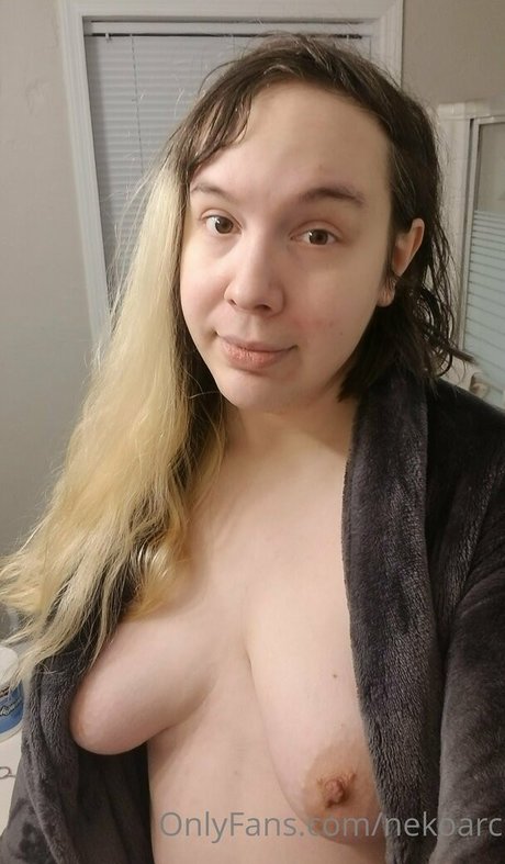 nekoarc kunst nackte fotos