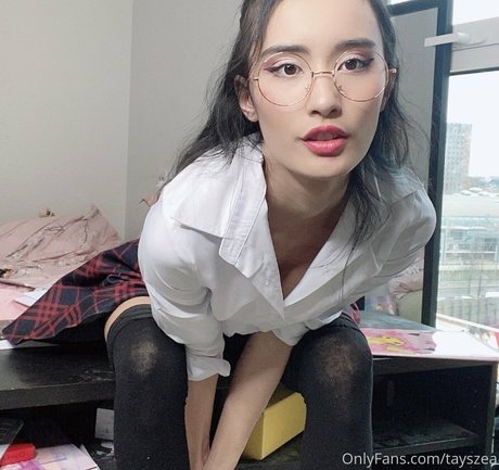 lesben strapon onlyfans schöne pornographische archiv