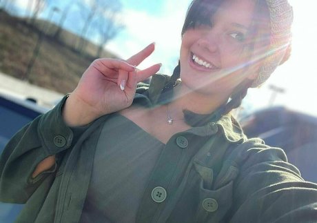 emilyjoneschatfree nackt kostenlose fotos