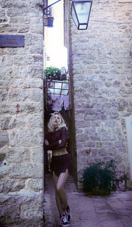 ASMR Onuri schauspielerin nacktheit galerie