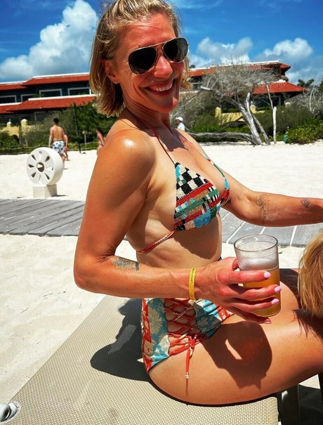 Katee Sackhoff schöne sex bild