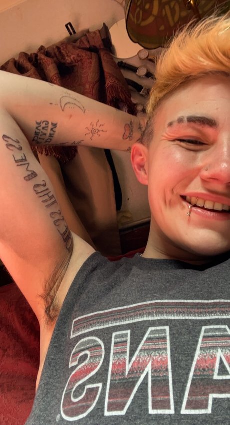 Charlie Xavier kunst top foto