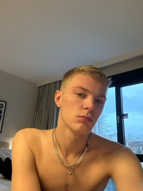 OopItsDyl_ porno pornostar fotos