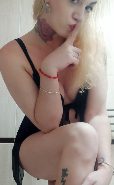 Alexya volkova hübsche akt galerien