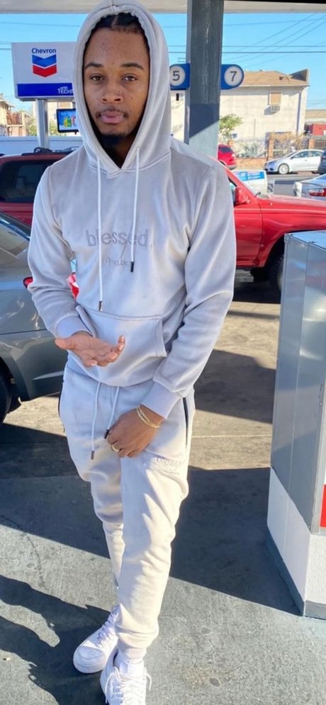 Onlyallblues erwachsene nackte galerie