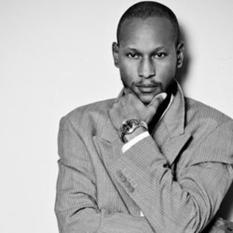 Oliver Lewis top hd bilder