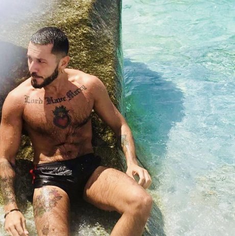 u7357236 xxx hübsche archiv